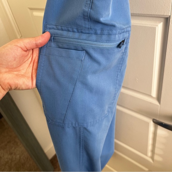 FIGS Blue Scrub Pants Small - Picture 8 of 8